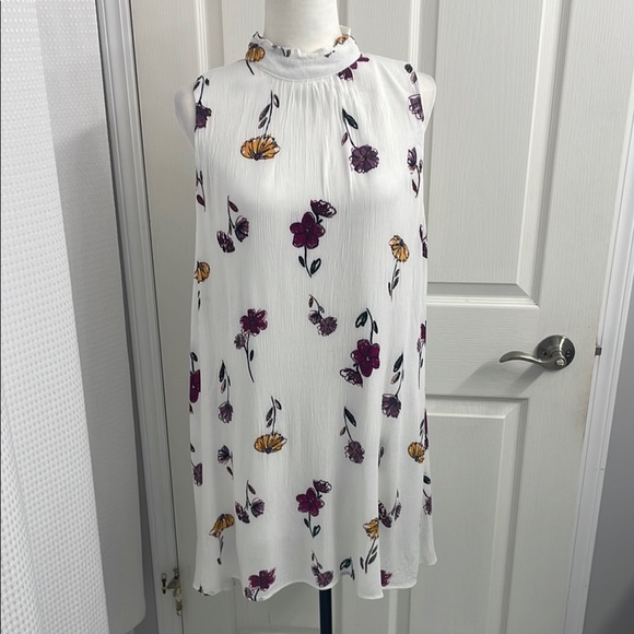 Gilli White Floral Midi Dress - Picture 1 of 8